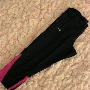 Under armor Capri leggings. Like new. XL
